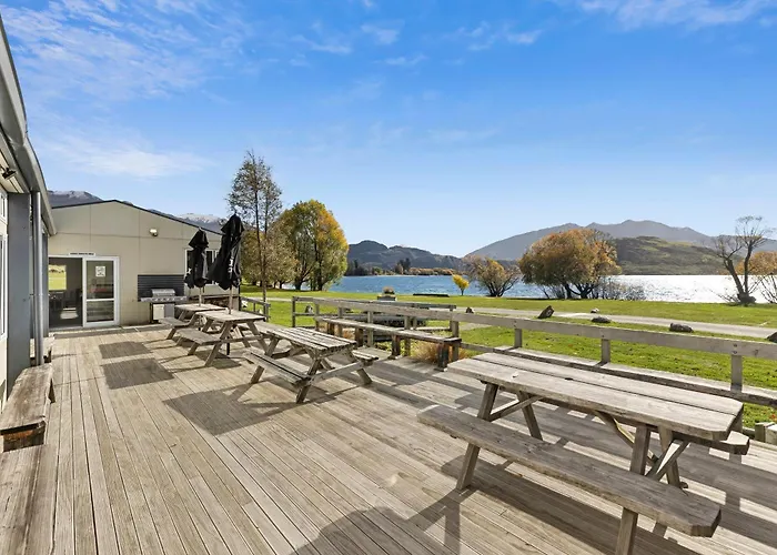 Hampshire - Glendhu Bay